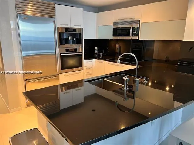 17121 Collins Ave 1207, Sunny Isles Beach, Florida, Sunny Isles Beach, Florida 33160, 1 Bedroom Bedrooms, ,2 BathroomsBathrooms,Residential Lease,For Rent,17121 Collins Ave 1207, Sunny Isles Beach, Florida,A11994922