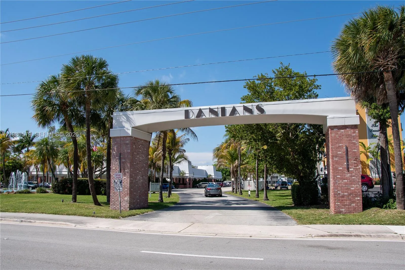 505 E Dania Beach Blvd 4-2e, Dania Beach, Florida, Dania Beach, Florida 33004, 1 Bedroom Bedrooms, ,1 BathroomBathrooms,Residential Lease,For Rent,505 E Dania Beach Blvd 4-2e, Dania Beach, Florida ,A11986579