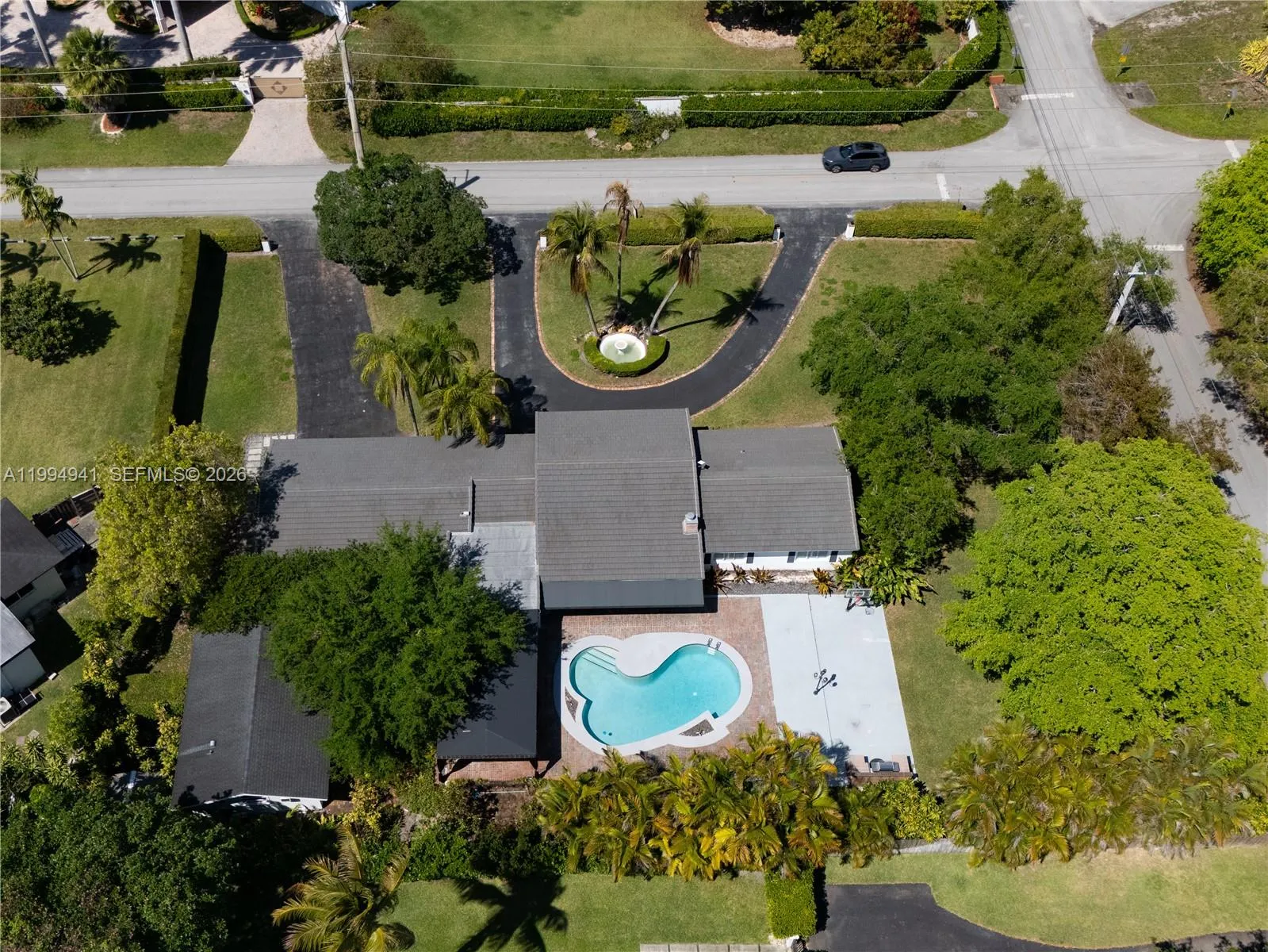 8500 Sw 70th St, Miami, Florida 33143, Miami, Florida 33143, 5 Bedrooms Bedrooms, ,4 BathroomsBathrooms,Residential,For Sale,8500 Sw 70th St, Miami, Florida 33143,A11994941