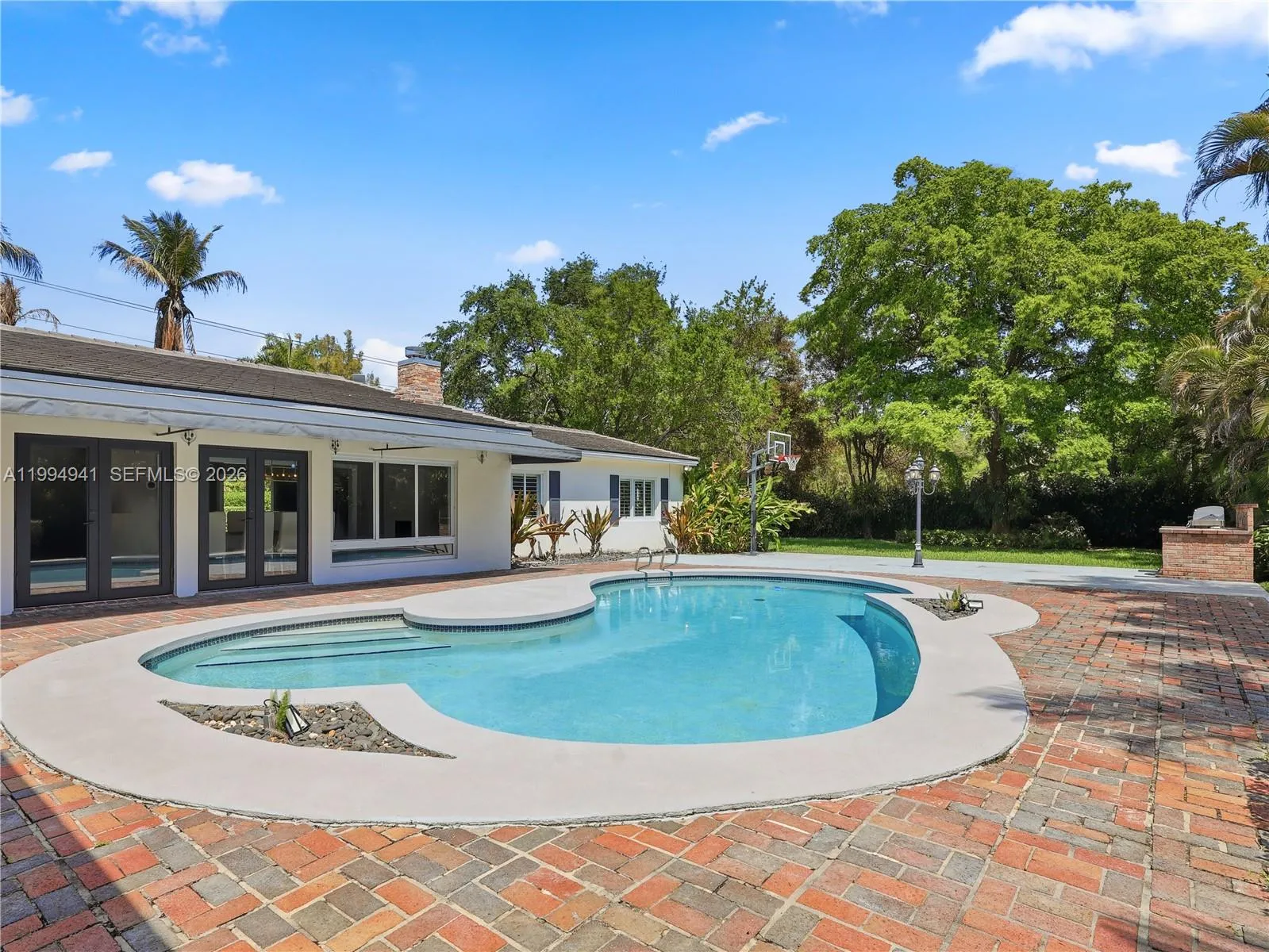 8500 Sw 70th St, Miami, Florida 33143, Miami, Florida 33143, 5 Bedrooms Bedrooms, ,4 BathroomsBathrooms,Residential,For Sale,8500 Sw 70th St, Miami, Florida 33143,A11994941