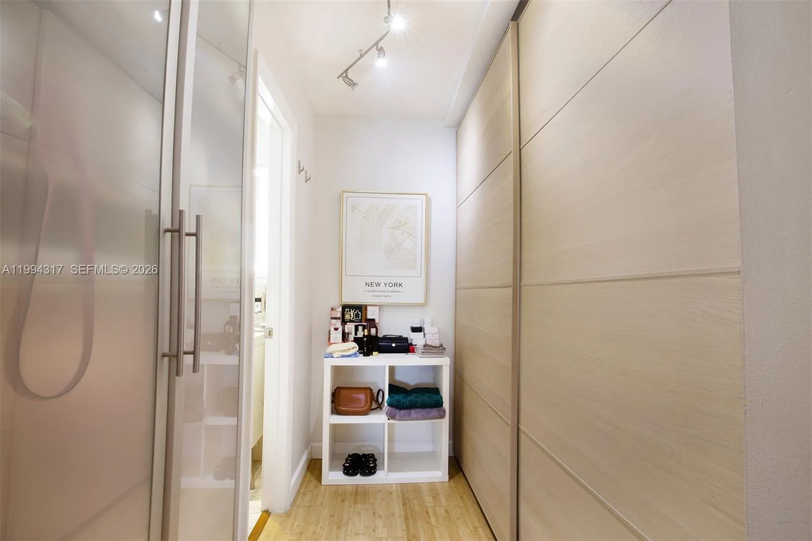 524 Village Lake Dr 524, Weston, Florida 33326, Weston, Florida 33326, 3 Bedrooms Bedrooms, ,2 BathroomsBathrooms,Residential Lease,For Rent,524 Village Lake Dr 524, Weston, Florida 33326,A11994317