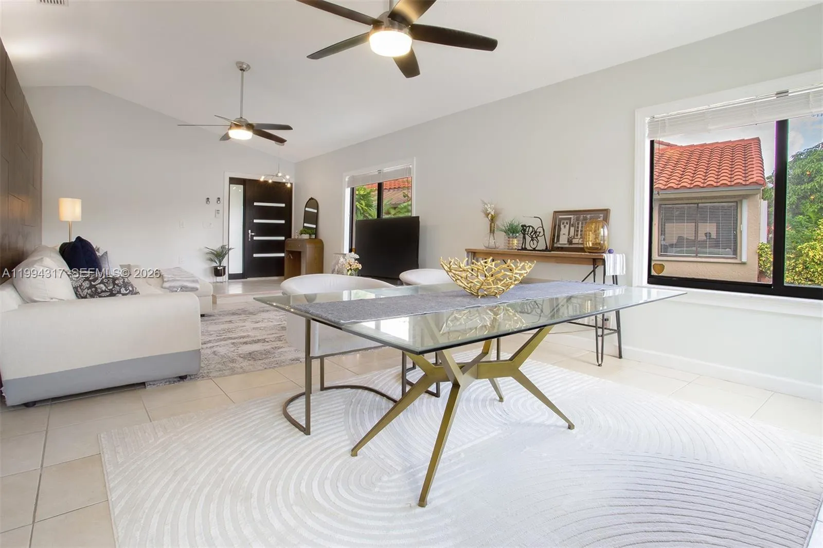 524 Village Lake Dr 524, Weston, Florida 33326, Weston, Florida 33326, 3 Bedrooms Bedrooms, ,2 BathroomsBathrooms,Residential Lease,For Rent,524 Village Lake Dr 524, Weston, Florida 33326,A11994317