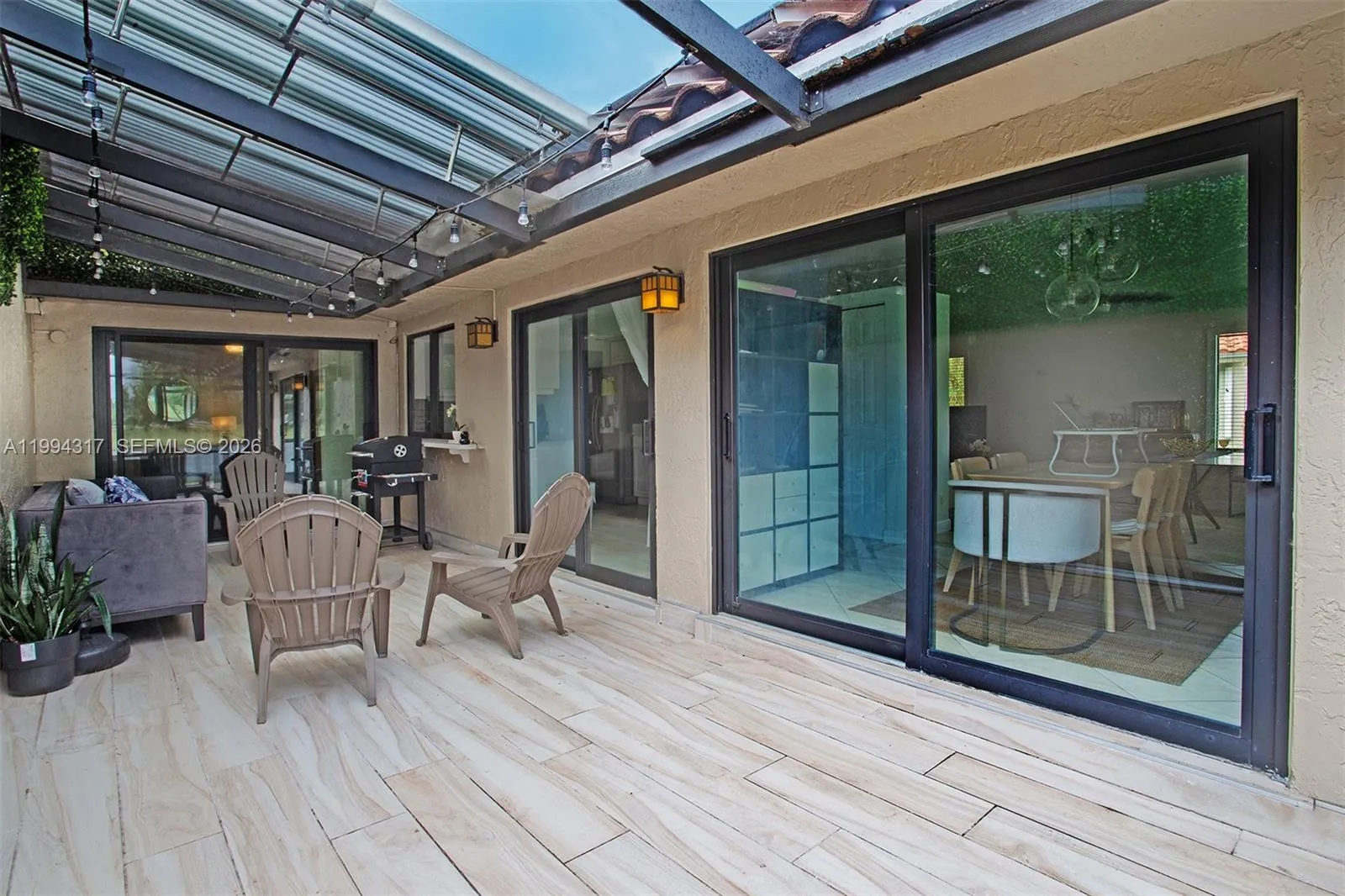 524 Village Lake Dr 524, Weston, Florida 33326, Weston, Florida 33326, 3 Bedrooms Bedrooms, ,2 BathroomsBathrooms,Residential Lease,For Rent,524 Village Lake Dr 524, Weston, Florida 33326,A11994317