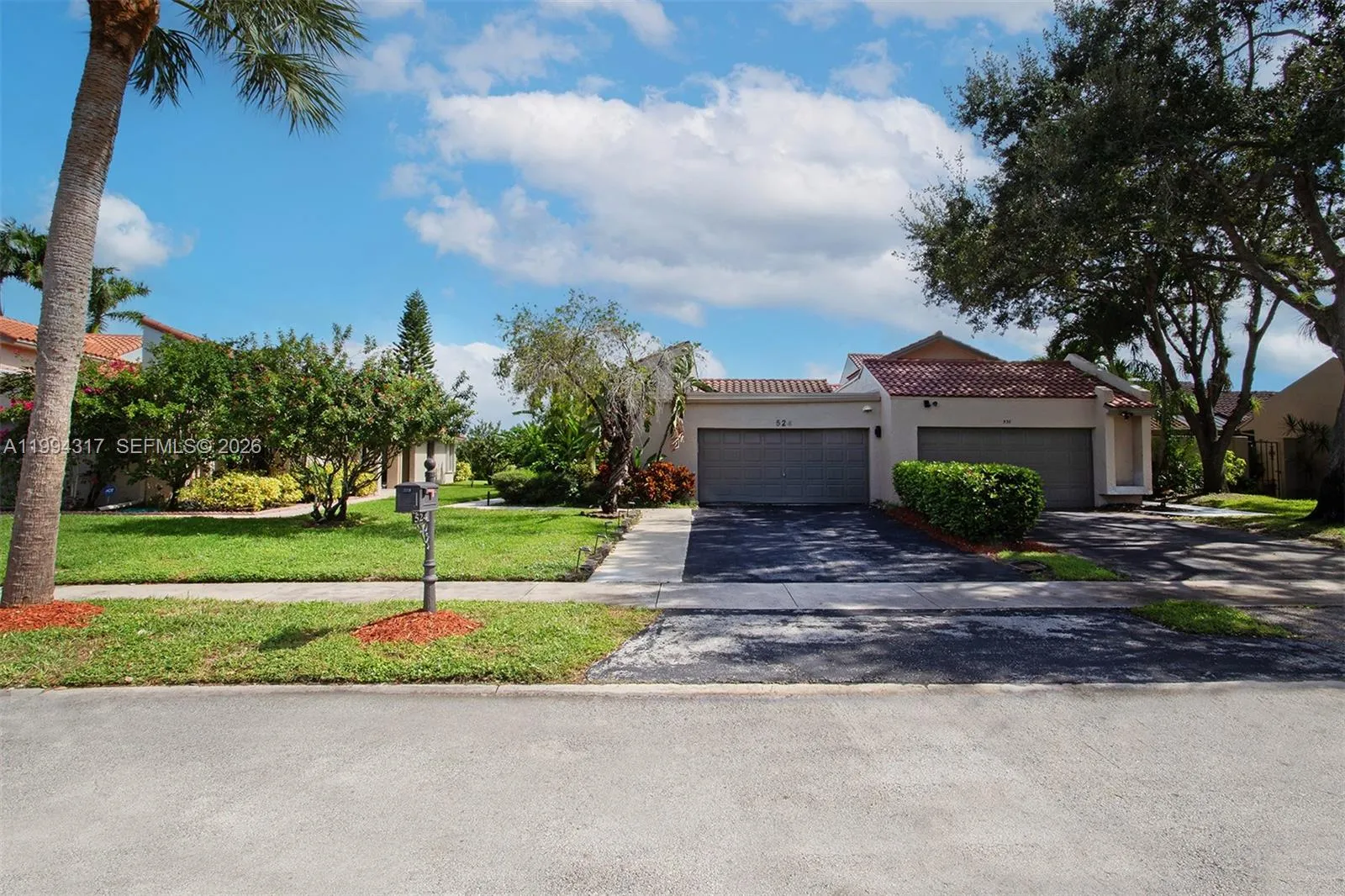 524 Village Lake Dr 524, Weston, Florida 33326, Weston, Florida 33326, 3 Bedrooms Bedrooms, ,2 BathroomsBathrooms,Residential Lease,For Rent,524 Village Lake Dr 524, Weston, Florida 33326,A11994317