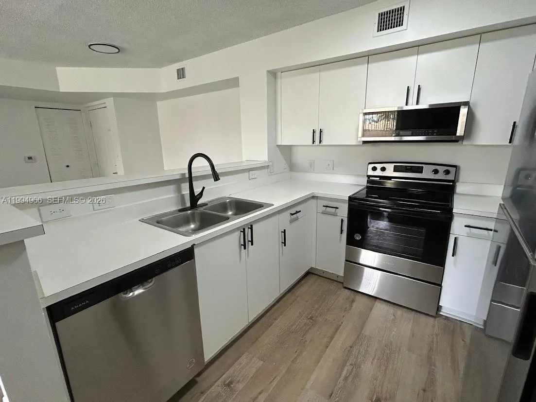 12166 Saint Andrews Pl 108, Miramar, Florida 33025, Miramar, Florida 33025, 2 Bedrooms Bedrooms, ,2 BathroomsBathrooms,Residential,For Sale,12166 Saint Andrews Pl 108, Miramar, Florida 33025,A11994966