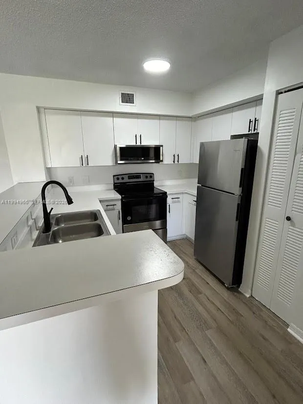 12166 Saint Andrews Pl 108, Miramar, Florida 33025, Miramar, Florida 33025, 2 Bedrooms Bedrooms, ,2 BathroomsBathrooms,Residential,For Sale,12166 Saint Andrews Pl 108, Miramar, Florida 33025,A11994966