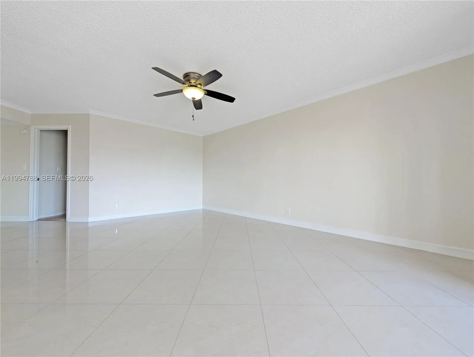 10501 W Broward Blvd 408, Plantation, Florida 3332, Plantation, Florida 33324, 2 Bedrooms Bedrooms, ,2 BathroomsBathrooms,Residential,For Sale,10501 W Broward Blvd 408, Plantation, Florida 3332,A11994788