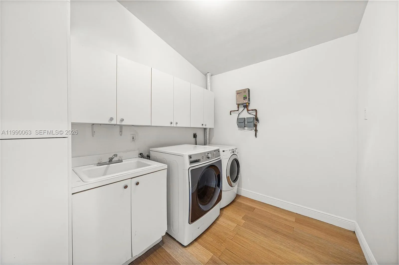 6601 Sw 124th St, Pinecrest, Florida 33156, Pinecrest, Florida 33156, 4 Bedrooms Bedrooms, ,3 BathroomsBathrooms,Residential,For Sale,6601 Sw 124th St, Pinecrest, Florida 33156,A11990063