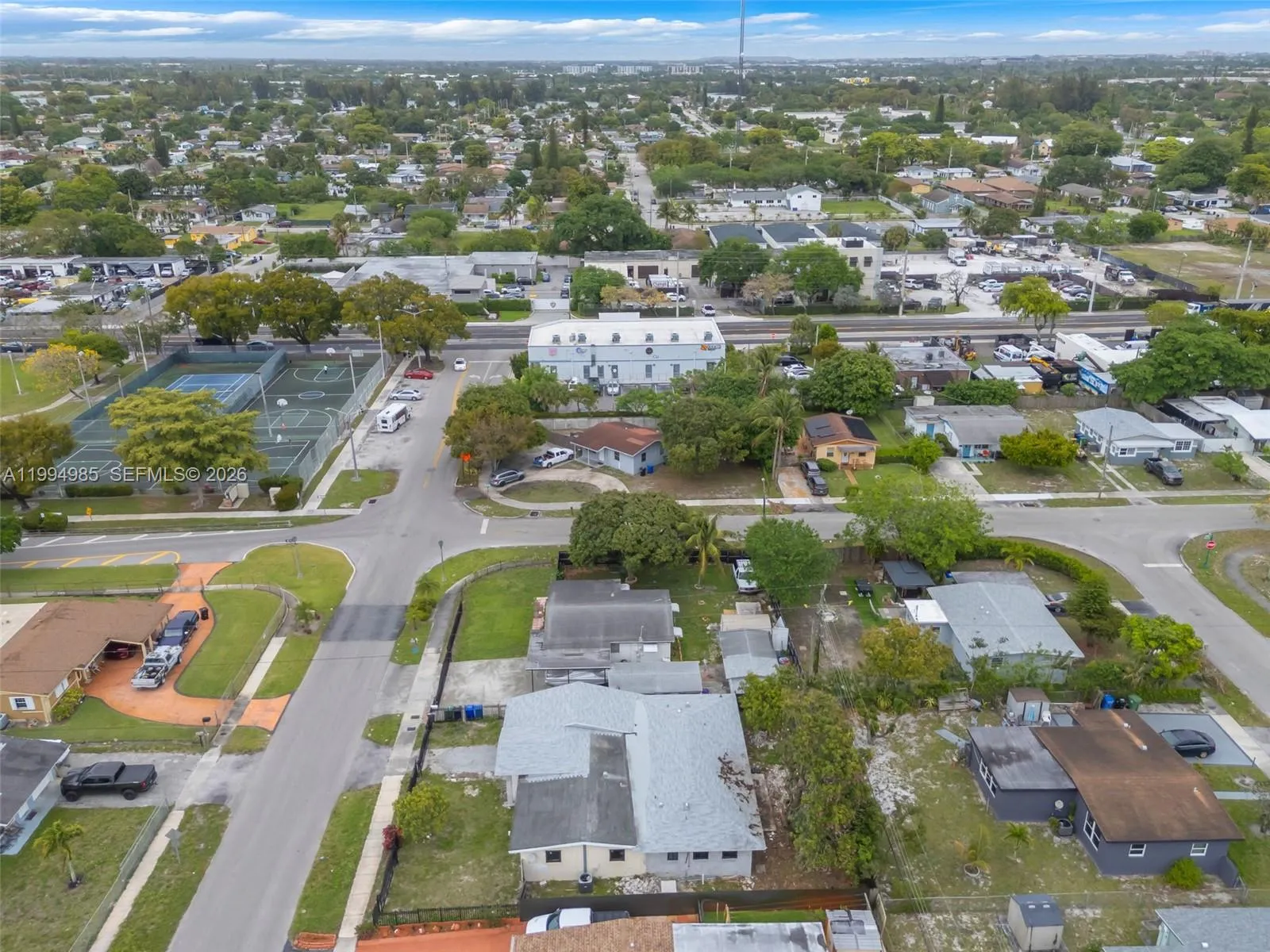 1830 Nw 26th Ter, Fort Lauderdale, Florida 33311, Fort Lauderdale, Florida 33311, 5 Bedrooms Bedrooms, ,3 BathroomsBathrooms,Residential,For Sale,1830 Nw 26th Ter, Fort Lauderdale, Florida 33311,A11994985