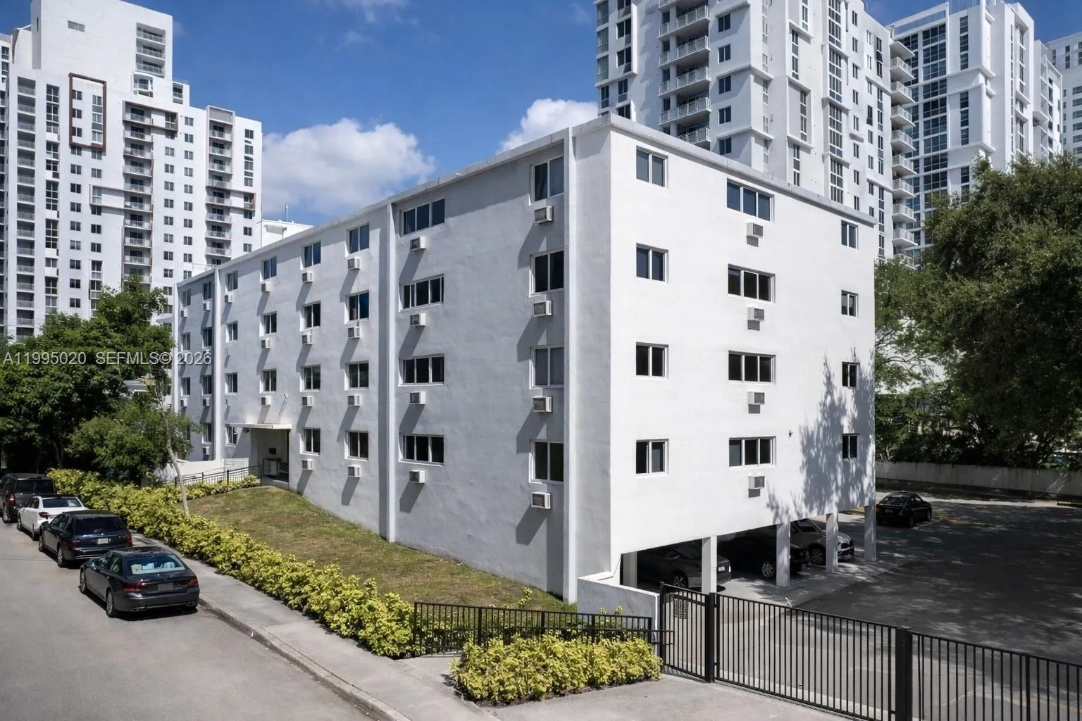 143 Sw 9th St 105, Miami, Florida 33130, Miami, Florida 33130, 1 Bedroom Bedrooms, ,1 BathroomBathrooms,Residential Lease,For Rent,143 Sw 9th St 105, Miami, Florida 33130,A11995020