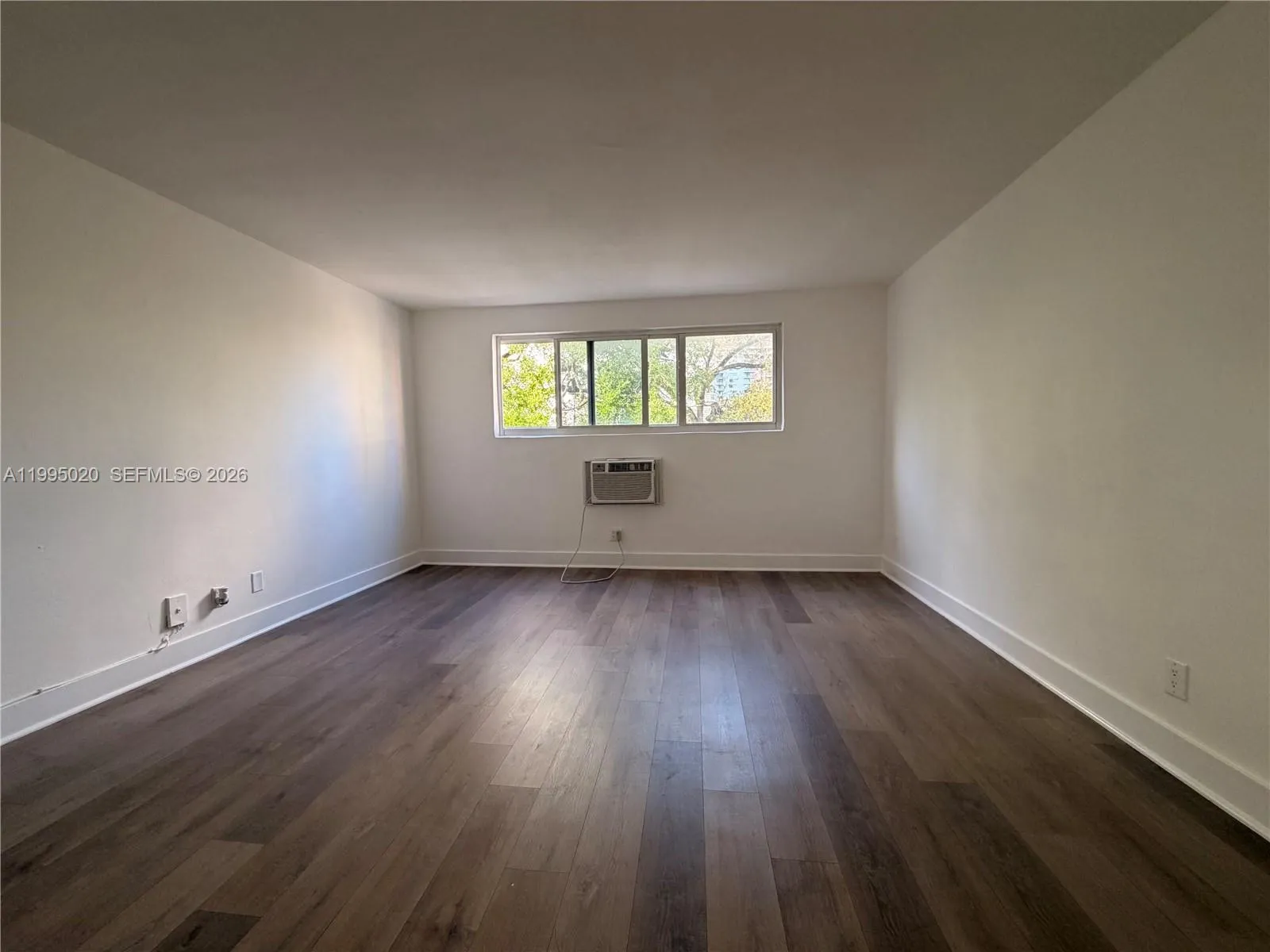 143 Sw 9th St 105, Miami, Florida 33130, Miami, Florida 33130, 1 Bedroom Bedrooms, ,1 BathroomBathrooms,Residential Lease,For Rent,143 Sw 9th St 105, Miami, Florida 33130,A11995020