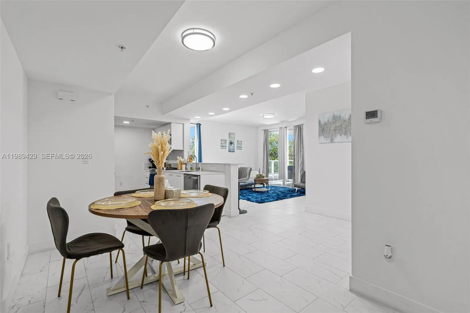 1850 Monroe Street 309, Hollywood, Florida 33020, Hollywood, Florida 33020, 2 Bedrooms Bedrooms, ,2 BathroomsBathrooms,Residential,For Sale,1850 Monroe Street 309, Hollywood, Florida 33020,A11989429