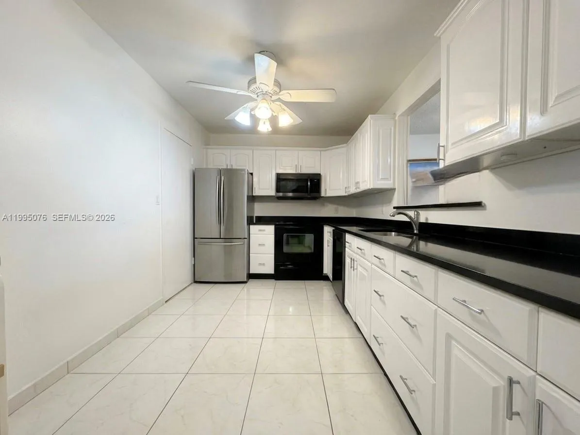 3800 S Ocean Dr 816, Hollywood, Florida 33019, Hollywood, Florida 33019, 2 Bedrooms Bedrooms, ,2 BathroomsBathrooms,Residential Lease,For Rent,3800 S Ocean Dr 816, Hollywood, Florida 33019,A11995076