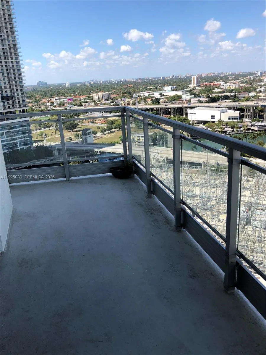 90 Sw 3rd St 2112, Miami, Florida 33130, Miami, Florida 33130, 1 Bedroom Bedrooms, ,1 BathroomBathrooms,Residential Lease,For Rent,90 Sw 3rd St 2112, Miami, Florida 33130,A11995080