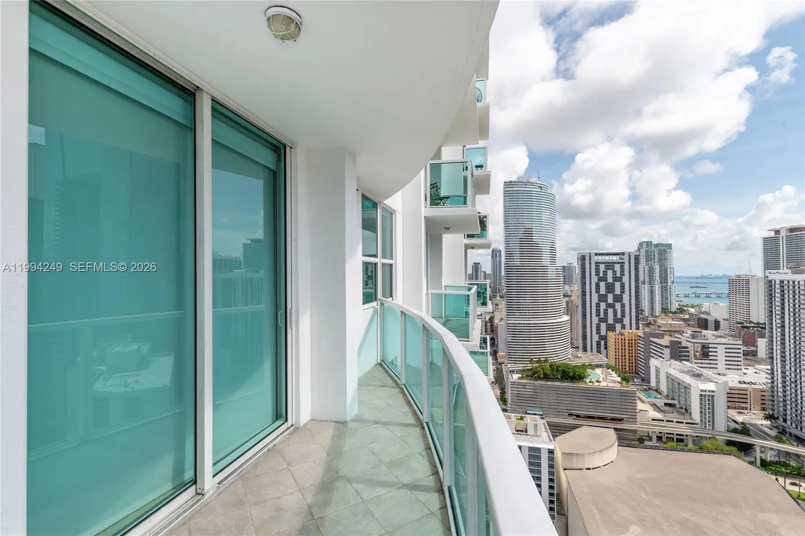 31 Se 5th St 3914, Miami, Florida 33131, Miami, Florida 33131, 2 Bedrooms Bedrooms, ,2 BathroomsBathrooms,Residential Lease,For Rent,31 Se 5th St 3914, Miami, Florida 33131,A11994249