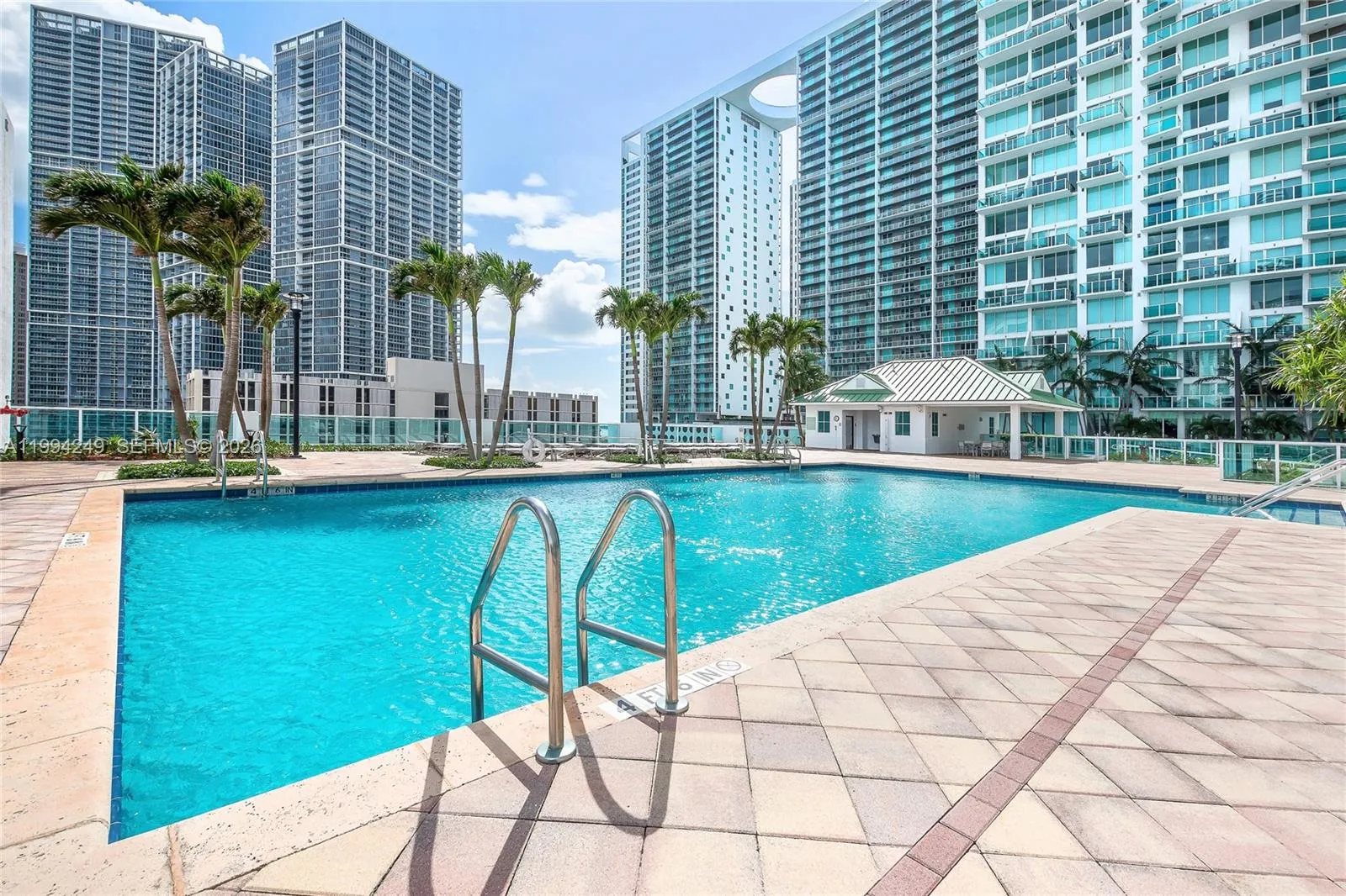 31 Se 5th St 3914, Miami, Florida 33131, Miami, Florida 33131, 2 Bedrooms Bedrooms, ,2 BathroomsBathrooms,Residential Lease,For Rent,31 Se 5th St 3914, Miami, Florida 33131,A11994249