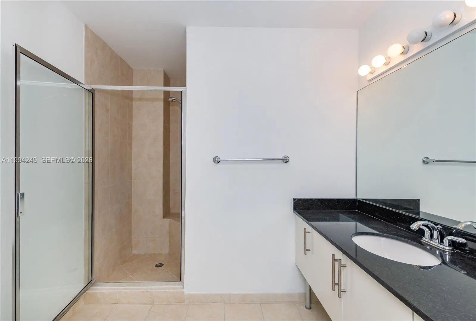 31 Se 5th St 3914, Miami, Florida 33131, Miami, Florida 33131, 2 Bedrooms Bedrooms, ,2 BathroomsBathrooms,Residential Lease,For Rent,31 Se 5th St 3914, Miami, Florida 33131,A11994249