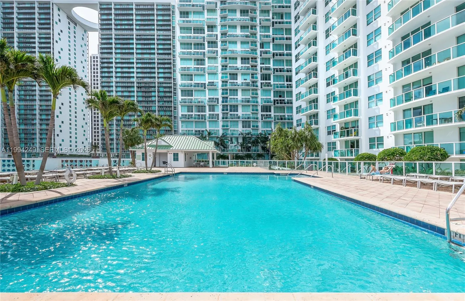 31 Se 5th St 3914, Miami, Florida 33131, Miami, Florida 33131, 2 Bedrooms Bedrooms, ,2 BathroomsBathrooms,Residential Lease,For Rent,31 Se 5th St 3914, Miami, Florida 33131,A11994249
