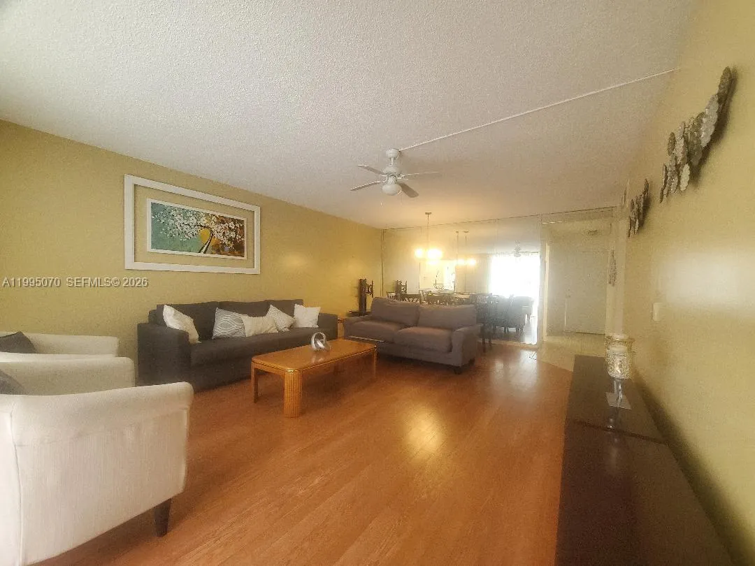 319 Ne 14th Ave 207, Hallandale Beach, Florida 330, Hallandale Beach, Florida 33009, 2 Bedrooms Bedrooms, ,2 BathroomsBathrooms,Residential Lease,For Rent,319 Ne 14th Ave 207, Hallandale Beach, Florida 330,A11995070