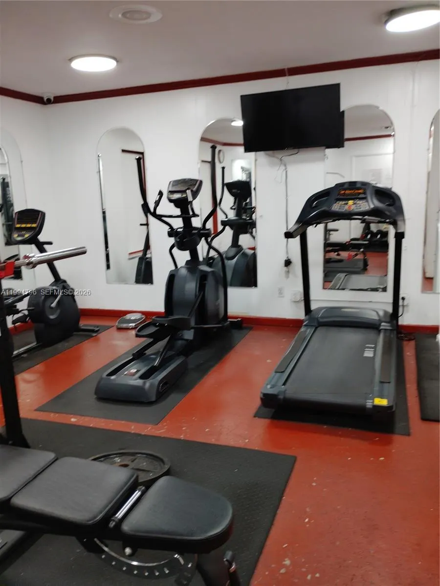 Lauderdale Lakes, Florida 33319, 1 Bedroom Bedrooms, ,1 BathroomBathrooms,Residential,For Sale,A11994796