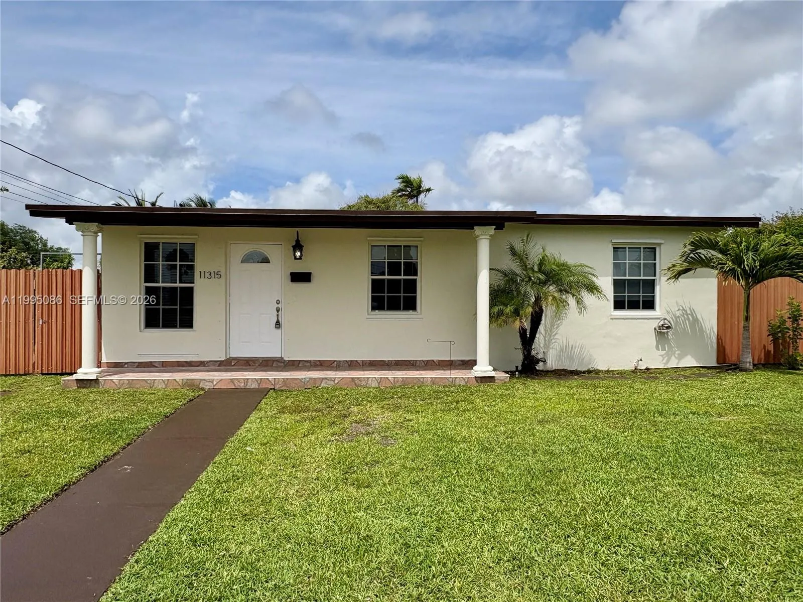 11315 Sw 58th Ter ., Miami, Florida 33173, Miami, Florida 33173, 2 Bedrooms Bedrooms, ,2 BathroomsBathrooms,Residential Lease,For Rent,11315 Sw 58th Ter ., Miami, Florida 33173,A11995086