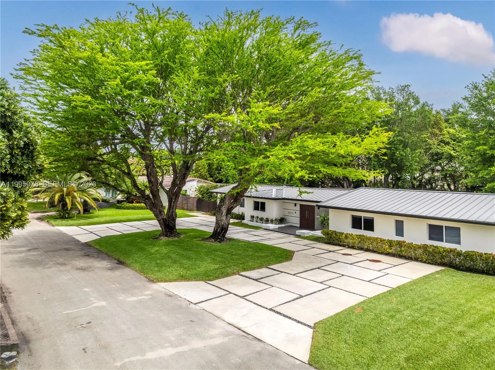 8525 Sw 54th Ct, Miami, Florida 33143, Miami, Florida 33143, 4 Bedrooms Bedrooms, ,4 BathroomsBathrooms,Residential,For Sale,8525 Sw 54th Ct, Miami, Florida 33143,A11995078