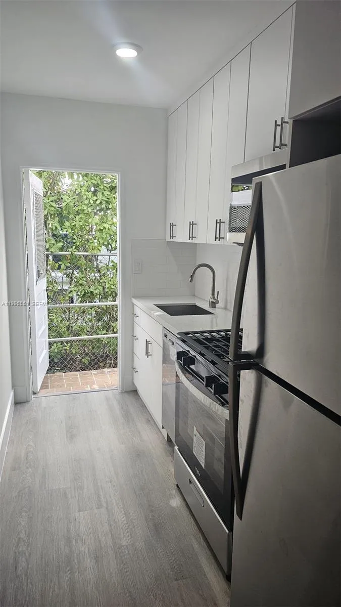 1616 Michigan Ave 11, Miami Beach, Florida 33139, Miami Beach, Florida 33139, ,1 BathroomBathrooms,Residential Lease,For Rent,1616 Michigan Ave 11, Miami Beach, Florida 33139,A11995061