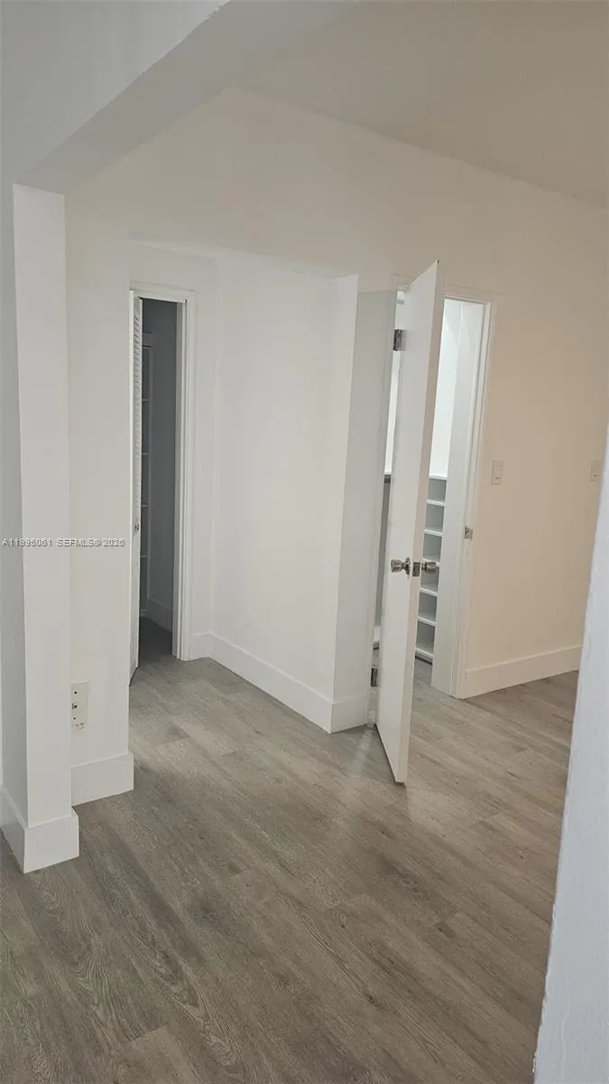 1616 Michigan Ave 11, Miami Beach, Florida 33139, Miami Beach, Florida 33139, ,1 BathroomBathrooms,Residential Lease,For Rent,1616 Michigan Ave 11, Miami Beach, Florida 33139,A11995061