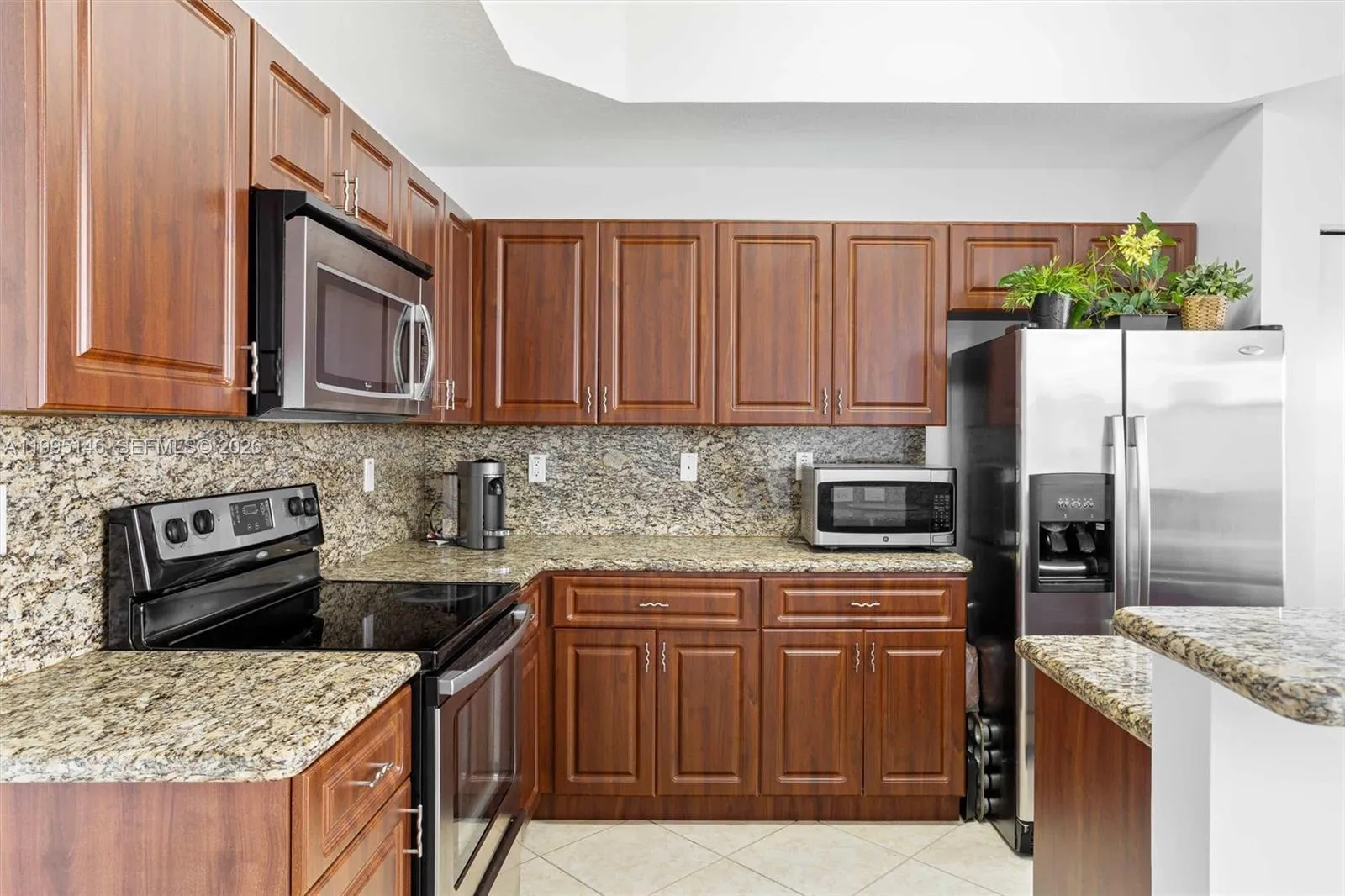 Pembroke Pines, Florida 33027, 3 Bedrooms Bedrooms, ,3 BathroomsBathrooms,Residential Lease,For Rent,A11995146