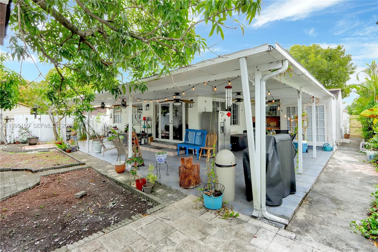 5509 Sw 6th St, Miami, Florida 33134, Miami, Florida 33134, 3 Bedrooms Bedrooms, ,2 BathroomsBathrooms,Residential Lease,For Rent,5509 Sw 6th St, Miami, Florida 33134,A11995150