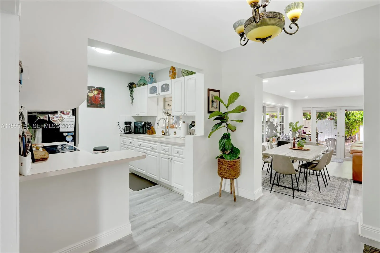 5509 Sw 6th St, Miami, Florida 33134, Miami, Florida 33134, 3 Bedrooms Bedrooms, ,2 BathroomsBathrooms,Residential Lease,For Rent,5509 Sw 6th St, Miami, Florida 33134,A11995150