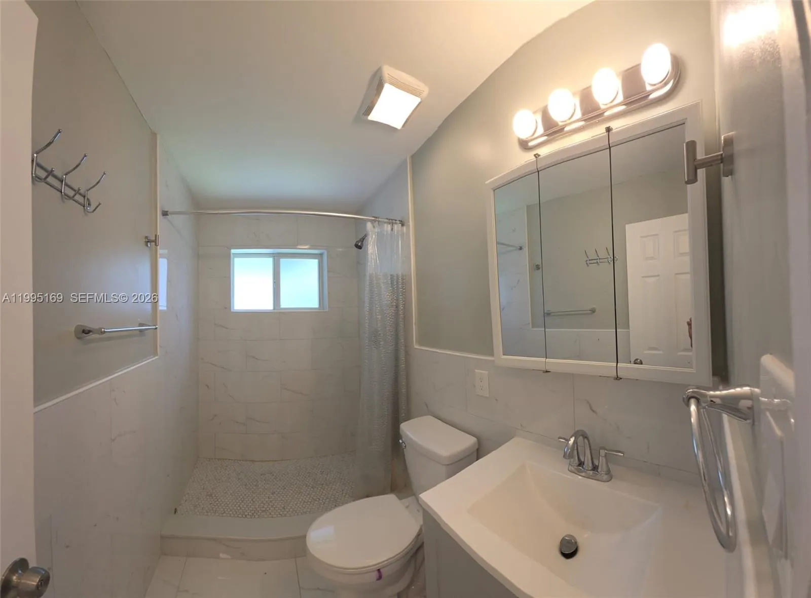 2504 Nw 9th Ln 2, Wilton Manors, Florida 33311, Wilton Manors, Florida 33311, 2 Bedrooms Bedrooms, ,1 BathroomBathrooms,Residential Lease,For Rent,2504 Nw 9th Ln 2, Wilton Manors, Florida 33311,A11995169