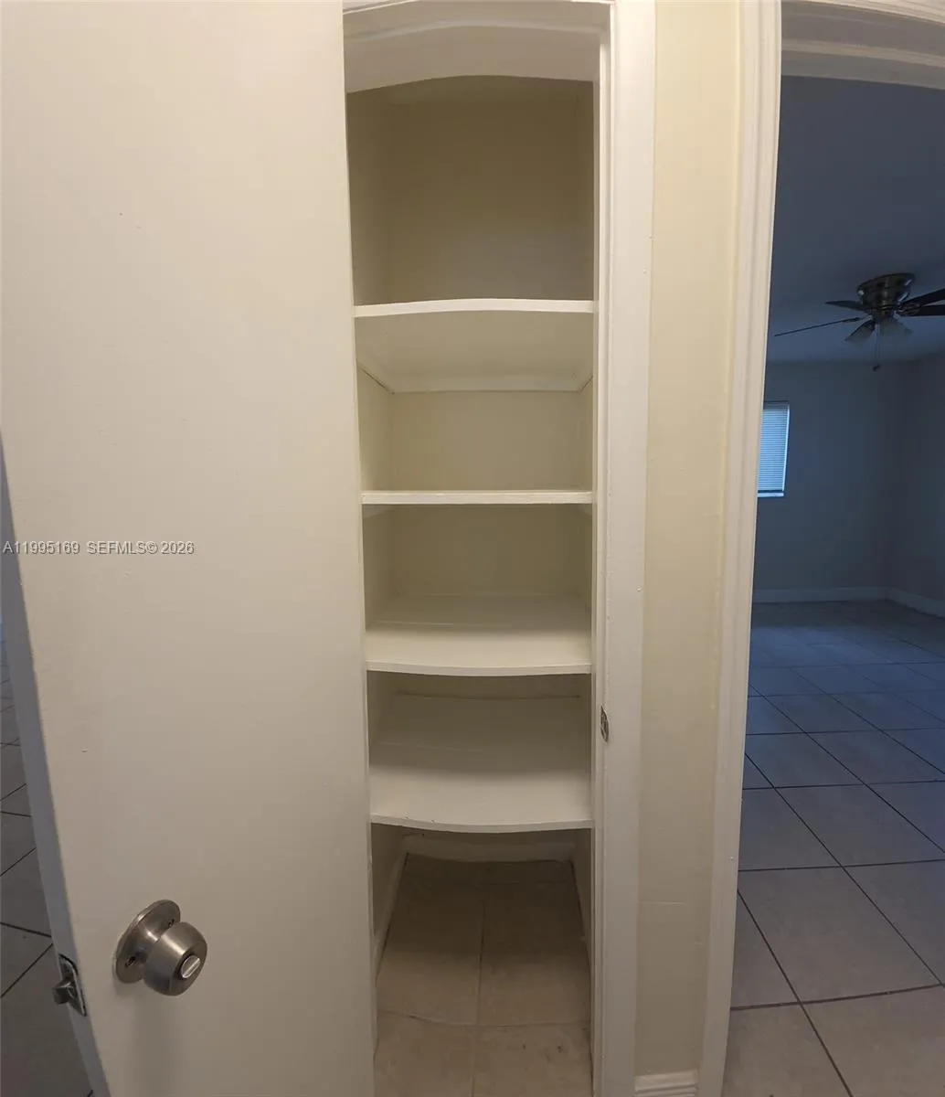 2504 Nw 9th Ln 2, Wilton Manors, Florida 33311, Wilton Manors, Florida 33311, 2 Bedrooms Bedrooms, ,1 BathroomBathrooms,Residential Lease,For Rent,2504 Nw 9th Ln 2, Wilton Manors, Florida 33311,A11995169