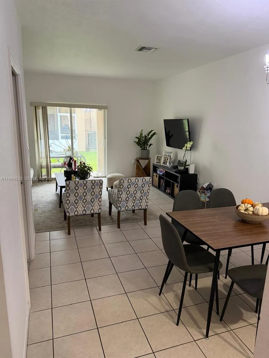 5755 Nw 115th Ct 107, Doral, Florida 33178, Doral, Florida 33178, 2 Bedrooms Bedrooms, ,2 BathroomsBathrooms,Residential Lease,For Rent,5755 Nw 115th Ct 107, Doral, Florida 33178,A11994539