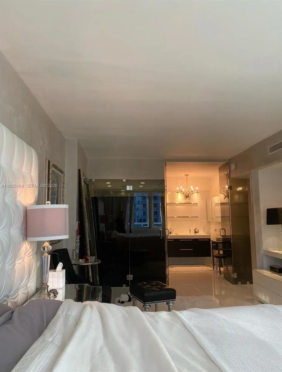 2301 Collins Ave 1507, Miami Beach, Florida 33139, Miami Beach, Florida 33139, 2 Bedrooms Bedrooms, ,2 BathroomsBathrooms,Residential Lease,For Rent,2301 Collins Ave 1507, Miami Beach, Florida 33139,A11995164