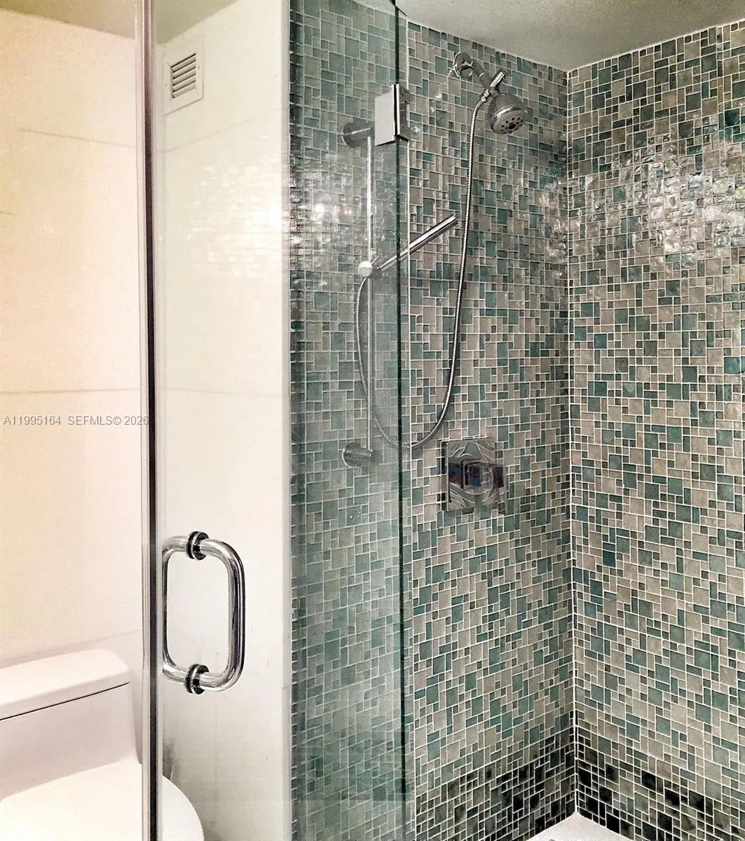 2301 Collins Ave 1507, Miami Beach, Florida 33139, Miami Beach, Florida 33139, 2 Bedrooms Bedrooms, ,2 BathroomsBathrooms,Residential Lease,For Rent,2301 Collins Ave 1507, Miami Beach, Florida 33139,A11995164