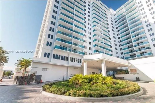 2301 Collins Ave 1507, Miami Beach, Florida 33139, Miami Beach, Florida 33139, 2 Bedrooms Bedrooms, ,2 BathroomsBathrooms,Residential Lease,For Rent,2301 Collins Ave 1507, Miami Beach, Florida 33139,A11995164