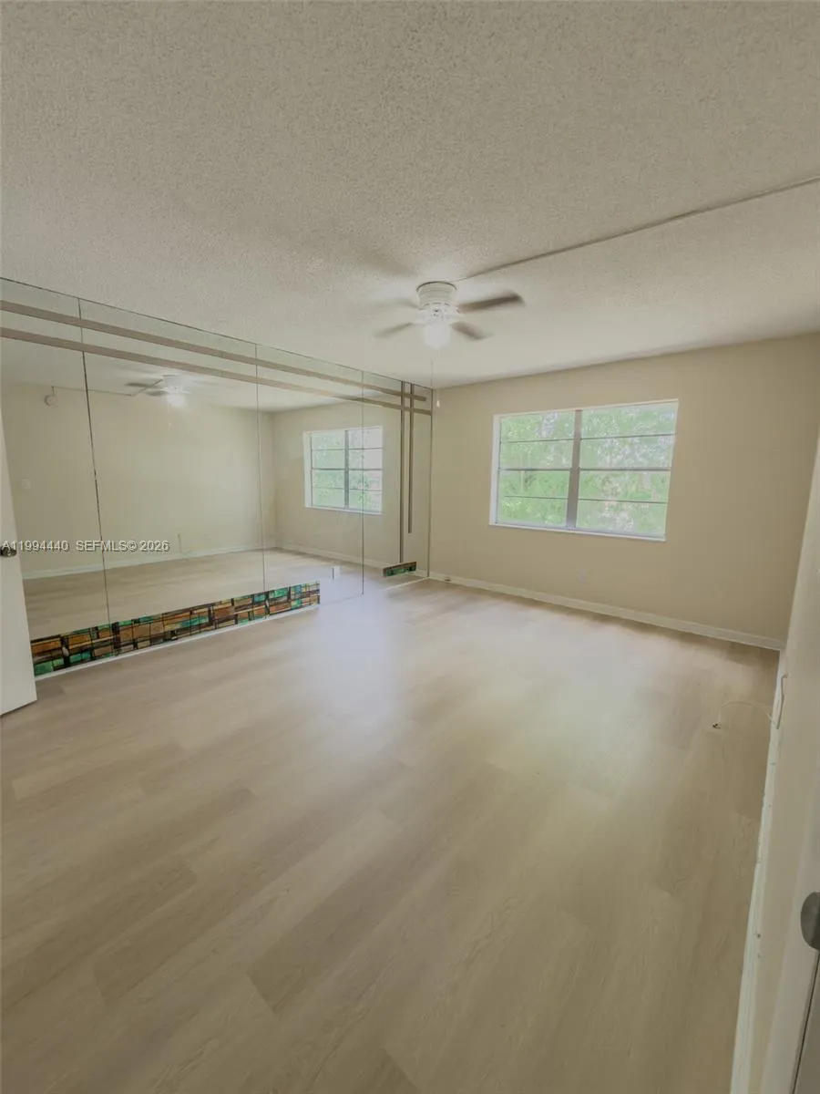 8411 Nw 8th St 301, Miami, Florida 33126, Miami, Florida 33126, 2 Bedrooms Bedrooms, ,2 BathroomsBathrooms,Residential Lease,For Rent,8411 Nw 8th St 301, Miami, Florida 33126,A11994440