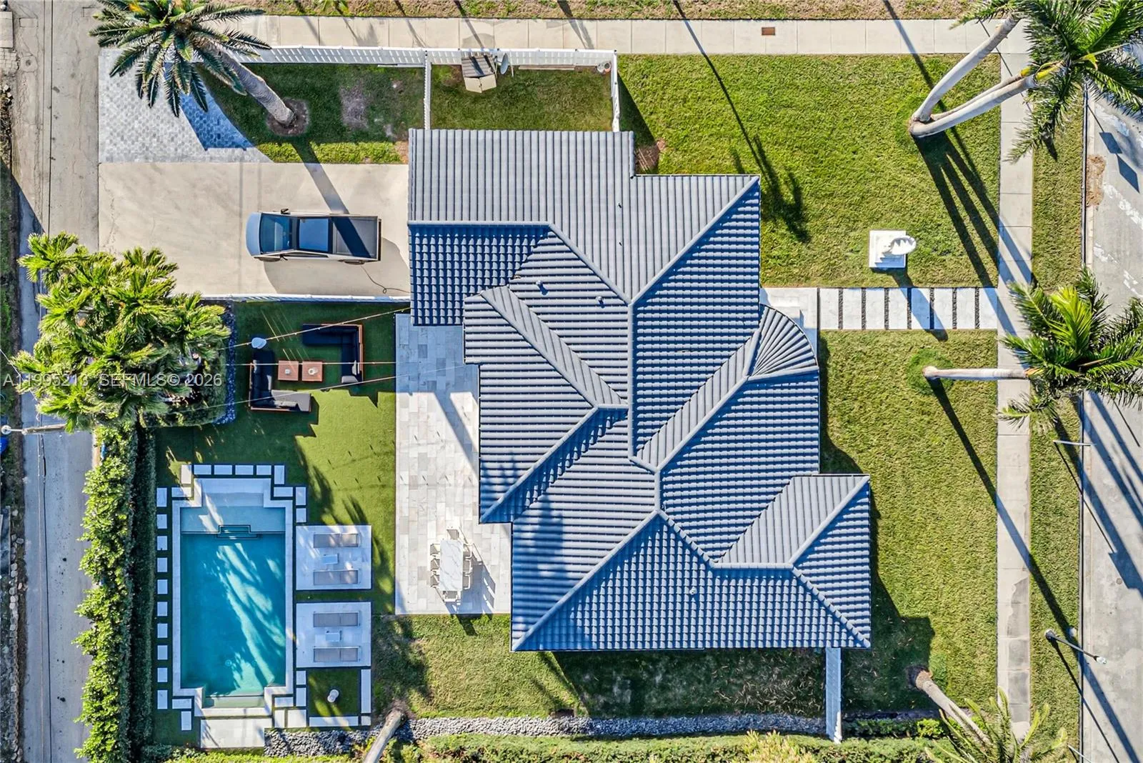 750 Harrison St, Hollywood, Florida 33019, Hollywood, Florida 33019, 4 Bedrooms Bedrooms, ,3 BathroomsBathrooms,Residential Lease,For Rent,750 Harrison St, Hollywood, Florida 33019,A11995213