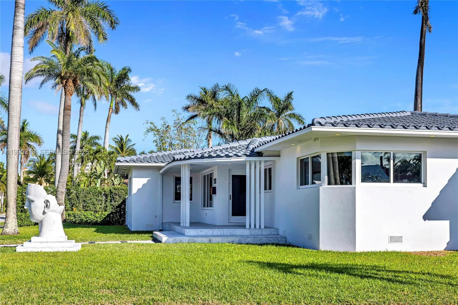 750 Harrison St, Hollywood, Florida 33019, Hollywood, Florida 33019, 4 Bedrooms Bedrooms, ,3 BathroomsBathrooms,Residential Lease,For Rent,750 Harrison St, Hollywood, Florida 33019,A11995213