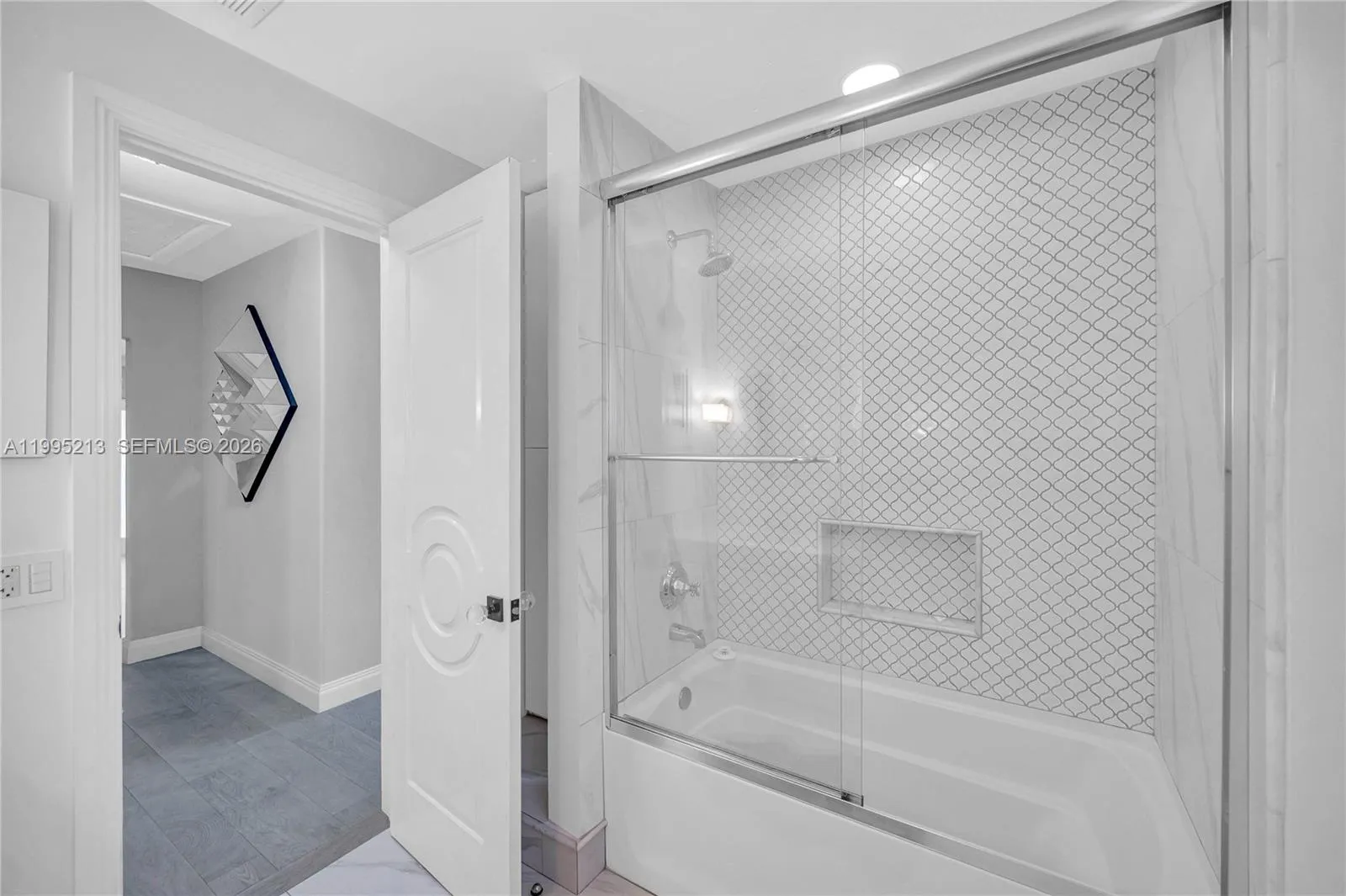750 Harrison St, Hollywood, Florida 33019, Hollywood, Florida 33019, 4 Bedrooms Bedrooms, ,3 BathroomsBathrooms,Residential Lease,For Rent,750 Harrison St, Hollywood, Florida 33019,A11995213