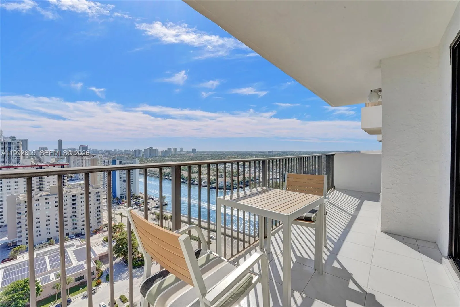 1201 S Ocean Dr 2208s, Hollywood, Florida 33019, Hollywood, Florida 33019, 2 Bedrooms Bedrooms, ,2 BathroomsBathrooms,Residential Lease,For Rent,1201 S Ocean Dr 2208s, Hollywood, Florida 33019,A11992855