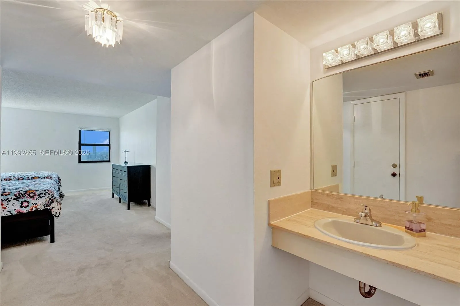 1201 S Ocean Dr 2208s, Hollywood, Florida 33019, Hollywood, Florida 33019, 2 Bedrooms Bedrooms, ,2 BathroomsBathrooms,Residential Lease,For Rent,1201 S Ocean Dr 2208s, Hollywood, Florida 33019,A11992855