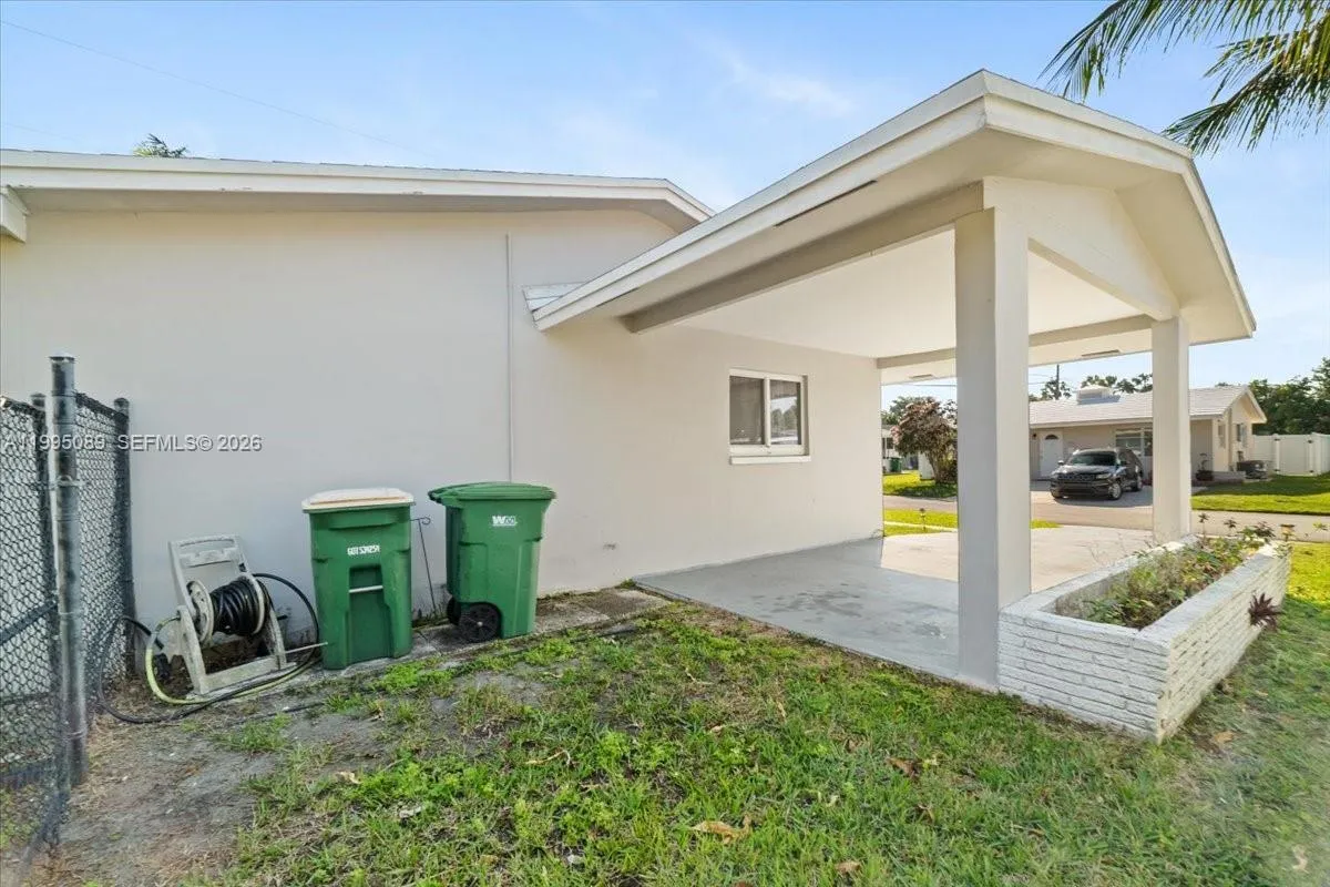 5402 Nw 25th Ter 0, Tamarac, Florida 33309, Tamarac, Florida 33309, 2 Bedrooms Bedrooms, ,1 BathroomBathrooms,Residential Lease,For Rent,5402 Nw 25th Ter 0, Tamarac, Florida 33309,A11995089