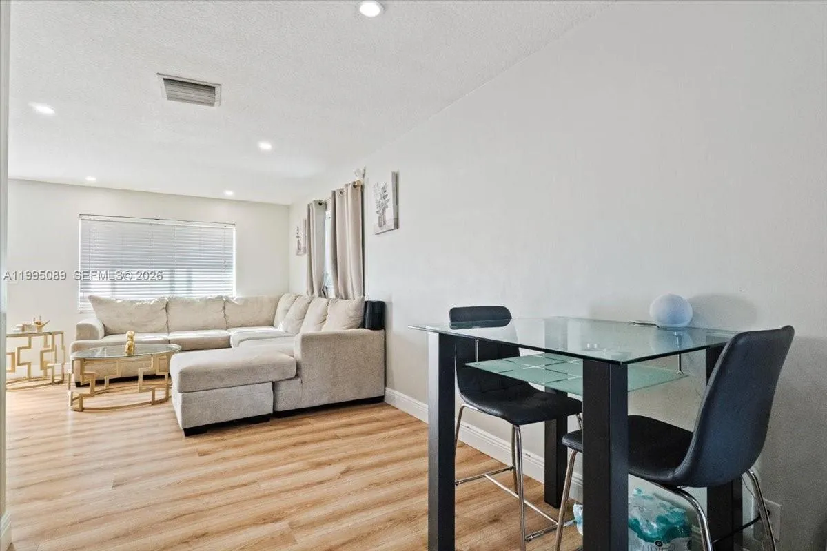 5402 Nw 25th Ter 0, Tamarac, Florida 33309, Tamarac, Florida 33309, 2 Bedrooms Bedrooms, ,1 BathroomBathrooms,Residential Lease,For Rent,5402 Nw 25th Ter 0, Tamarac, Florida 33309,A11995089