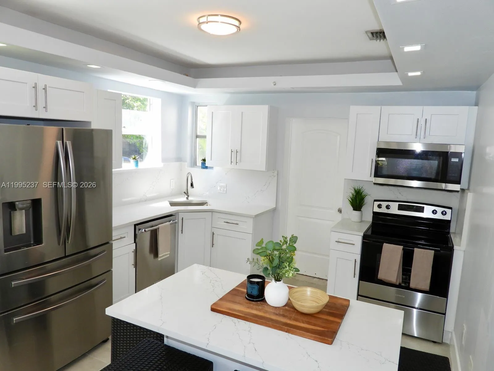 715 Hollywood Blvd, Hollywood, Florida 33019, Hollywood, Florida 33019, 3 Bedrooms Bedrooms, ,2 BathroomsBathrooms,Residential Lease,For Rent,715 Hollywood Blvd, Hollywood, Florida 33019,A11995237