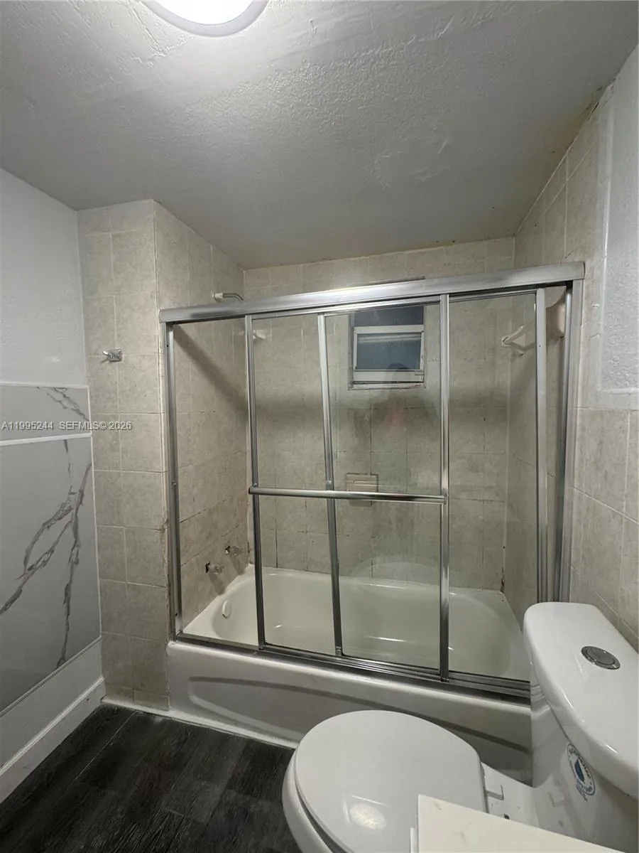 7802 Nw 8th Ave 5, Miami, Florida 33150, Miami, Florida 33150, 2 Bedrooms Bedrooms, ,1 BathroomBathrooms,Residential Lease,For Rent,7802 Nw 8th Ave 5, Miami, Florida 33150,A11995244