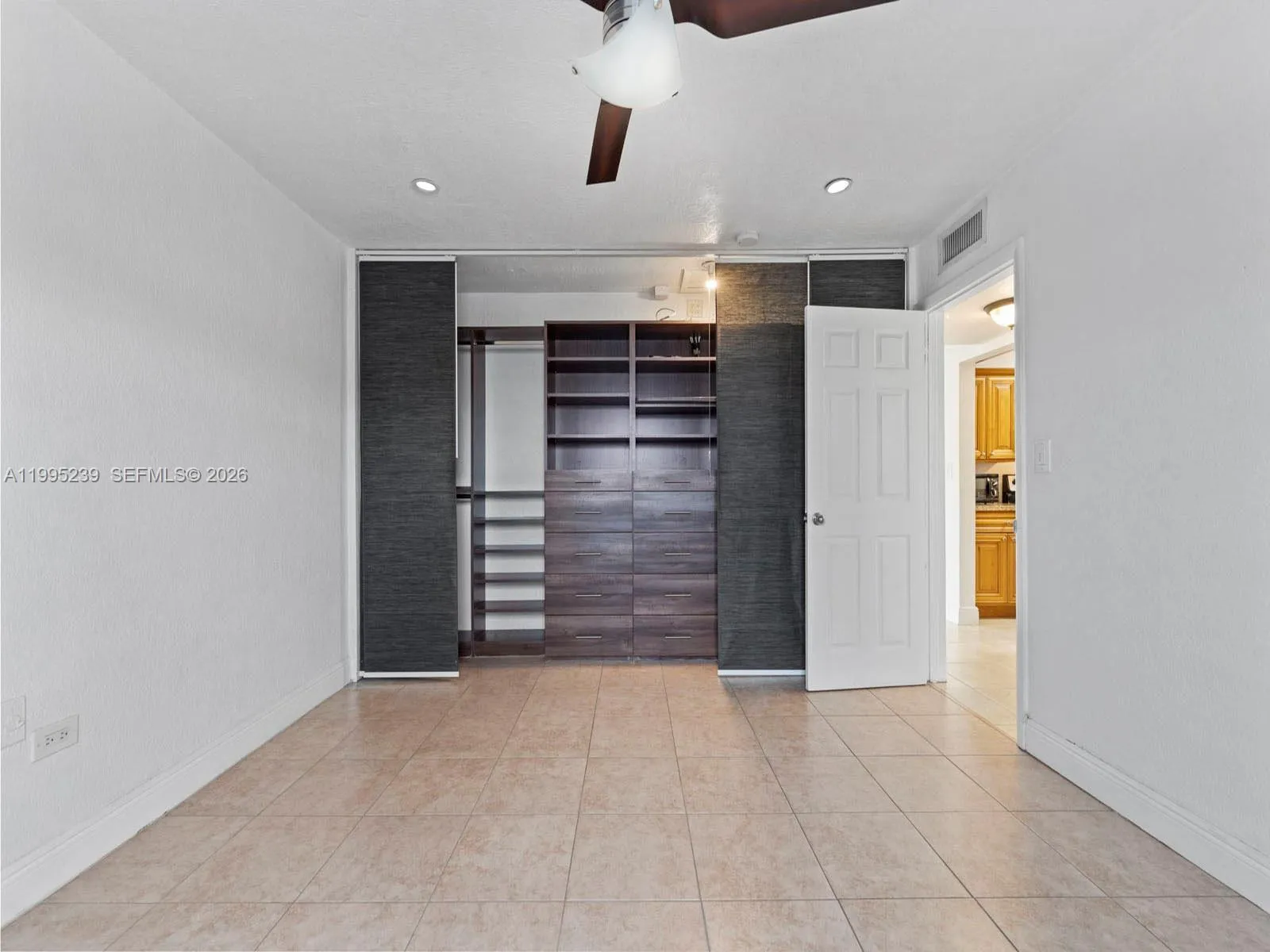 7220 Sw 94th Pl G3, Miami, Florida 33173, Miami, Florida 33173, 1 Bedroom Bedrooms, ,1 BathroomBathrooms,Residential Lease,For Rent,7220 Sw 94th Pl G3, Miami, Florida 33173,A11995239