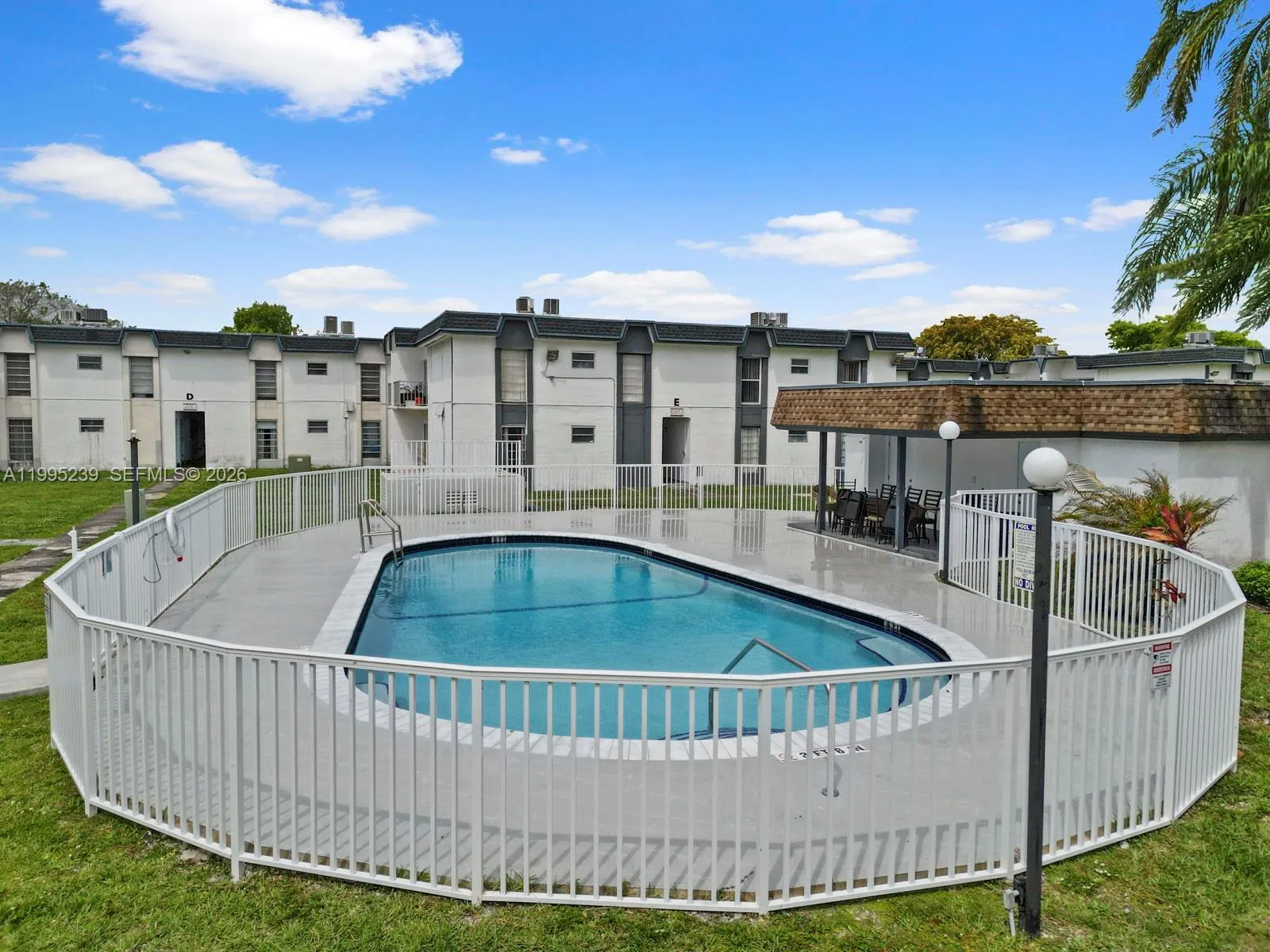 7220 Sw 94th Pl G3, Miami, Florida 33173, Miami, Florida 33173, 1 Bedroom Bedrooms, ,1 BathroomBathrooms,Residential Lease,For Rent,7220 Sw 94th Pl G3, Miami, Florida 33173,A11995239