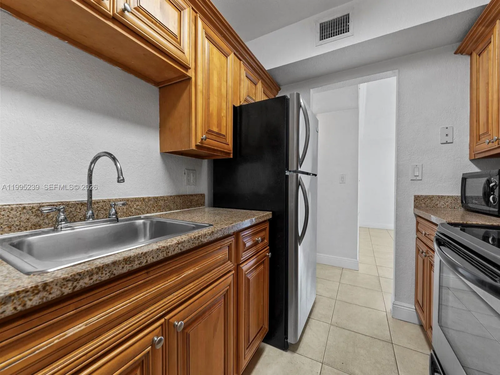 7220 Sw 94th Pl G3, Miami, Florida 33173, Miami, Florida 33173, 1 Bedroom Bedrooms, ,1 BathroomBathrooms,Residential Lease,For Rent,7220 Sw 94th Pl G3, Miami, Florida 33173,A11995239